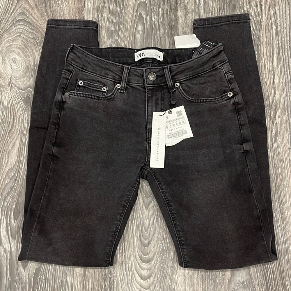 NEW! ZARA Mid Waist Skinny Jeans - 4